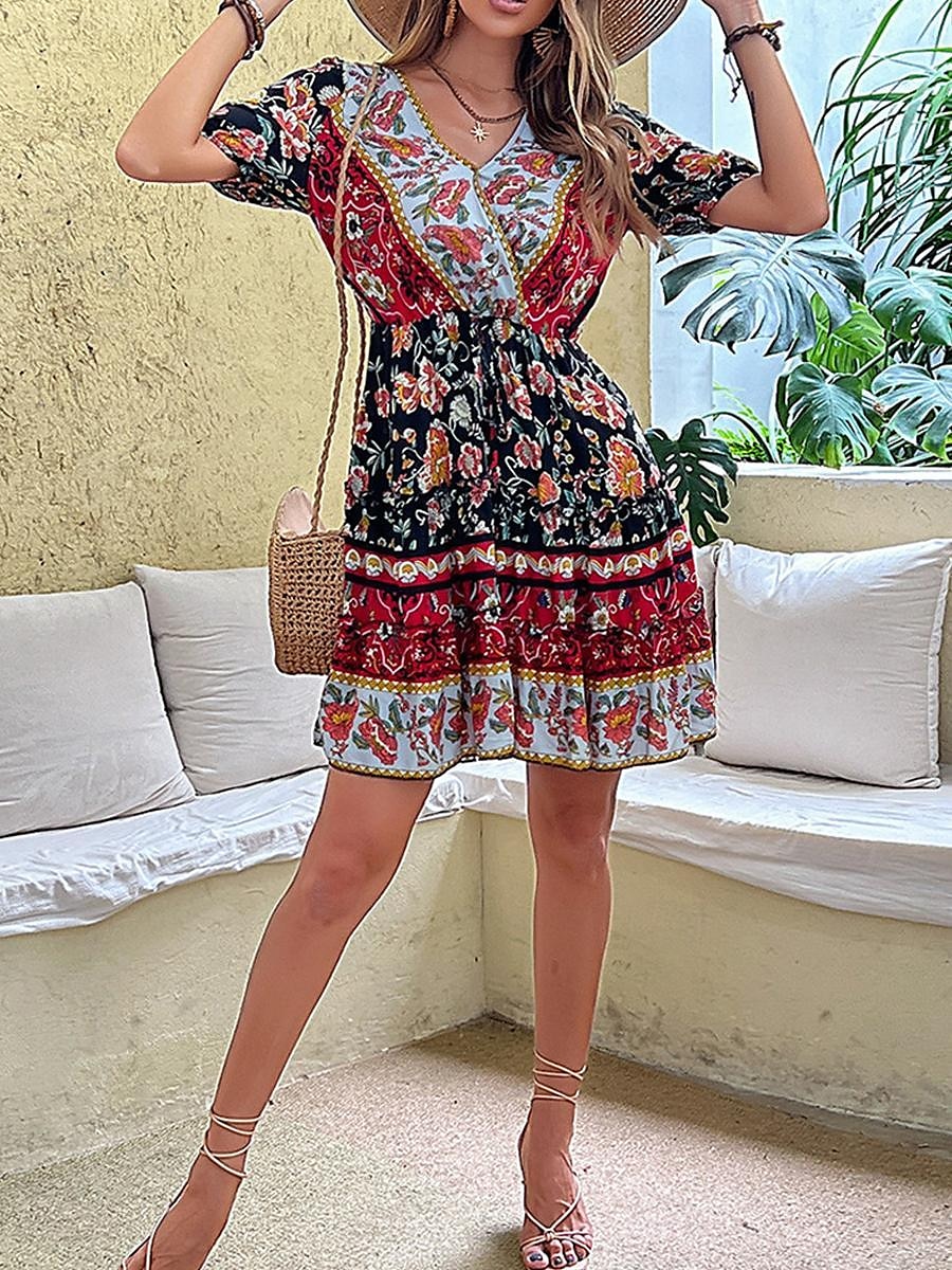 Femme Mini robe Robe casual Robe Trapèze Robe d'été robe boheme mode Ethnique Décontractées Vacances du quotidien Rendez-vous Standard Floral Manche Courte Col V Noir Rouge Bordeaux Vert Eté de 2025 ? $27.99 –P12