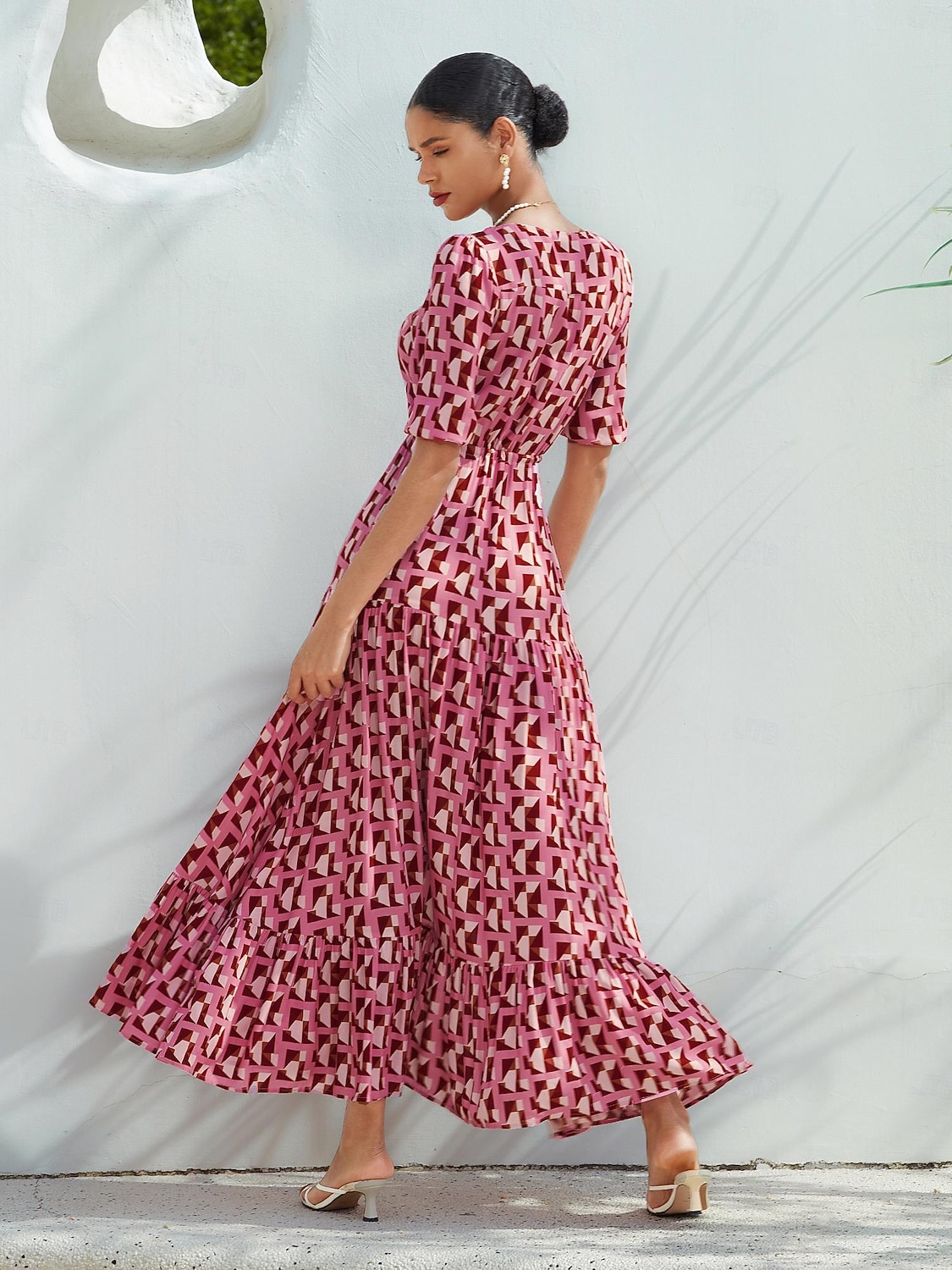 Mulheres Roupas de resort Vestido Longo Vestido Maxi Rosa Manga Curta Geométrico Com Cordão Primavera Verão Decote V férias na praia S M L de 2025 por $124.99 –P2