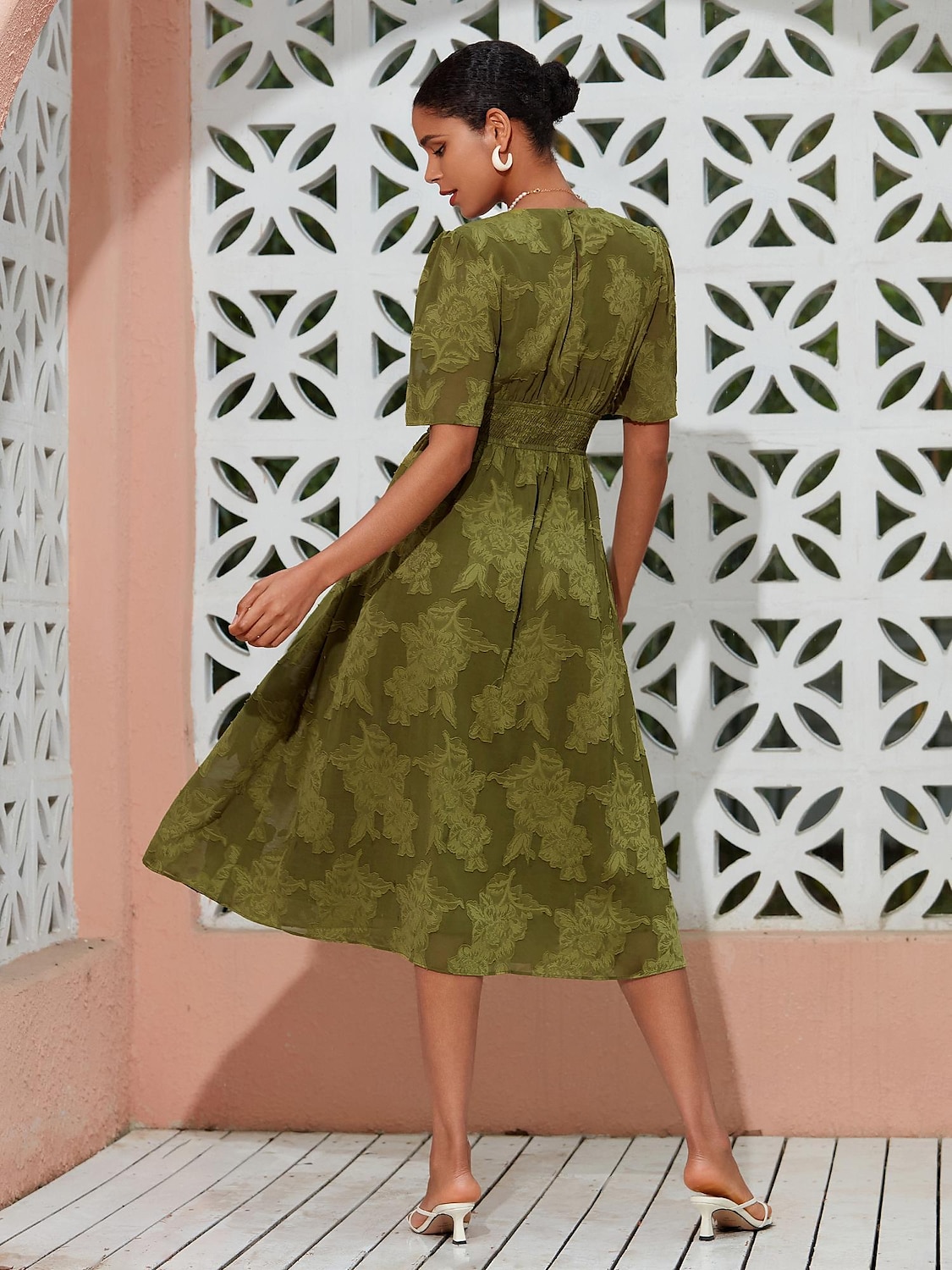 Mulheres Vestido elegante Verde Manga Curta Jacquard Jacquard Primavera Verão Decote V Vestido elegante Férias Encontro S M L de 2025 por $57.99 –P2