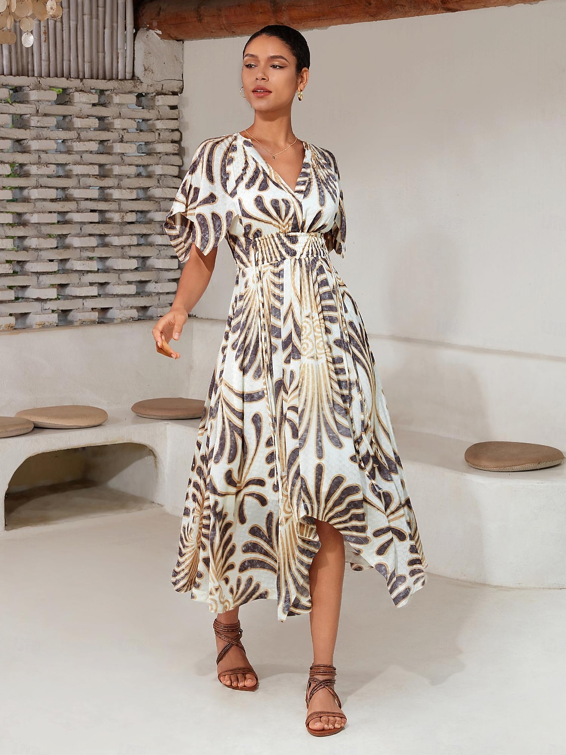 Femmes Robe Midi Robe Midi Marron Manche Courte Folk Ourlet irrégulier Printemps & Été Col en V Robe à Motifs S M L de 2025 ? $116.99 –P1