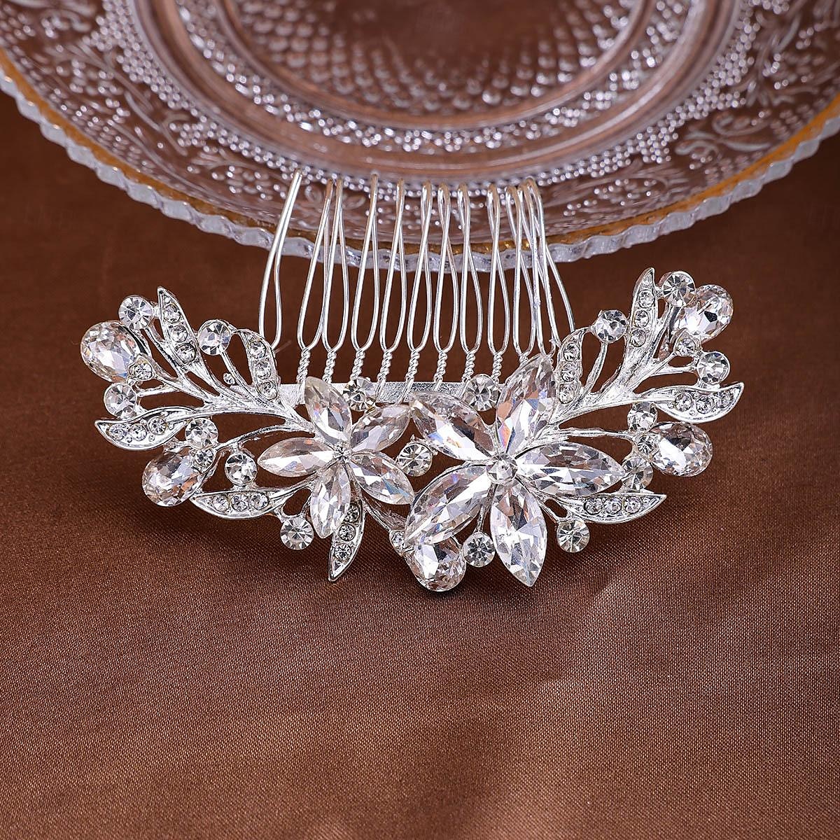 Hårkamper Hodepryd Strass Legering Bryllup cocktail Elegant Luksus Med Rhinsten Krystalldetaljer Hodeplagg Hodeplagg 2025 - $11.99 –P3