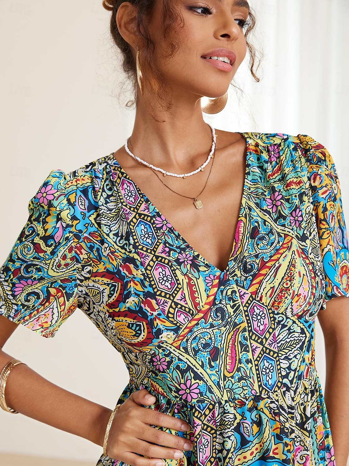 robe midi bohème pour femme col en V manches courtes imprimé cachemire évasé été décontracté tissu léger et respirant coloré style bohème vacances vêtements de plage multicolore disponible en de 2025 ? $49.99 –P5