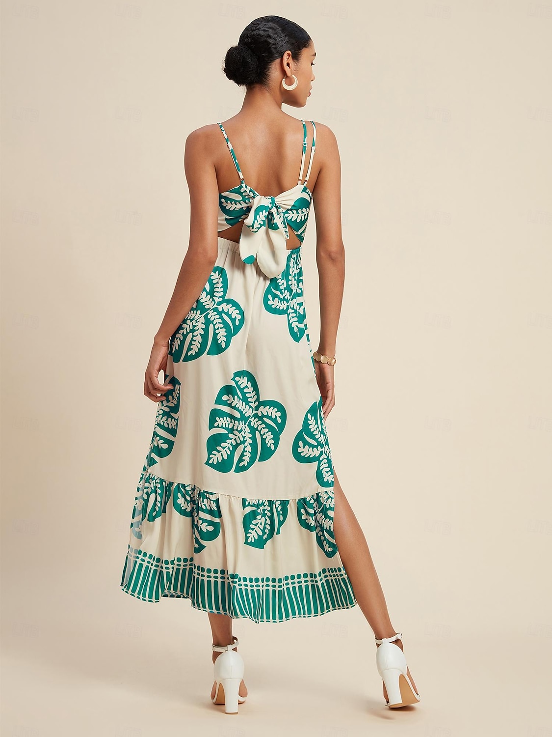 Maxikleid mit One-Shoulder-Träger aus Satin mit Palmenblättern 2025 - $103.99 –P2