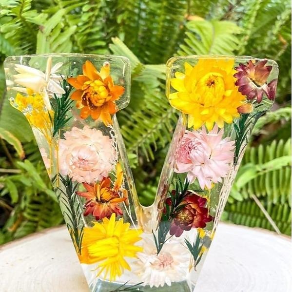 Floral Resin Night Light Letters Gift Illuminate Your Space Enchanting Glow of Floral Resin Night Light for Mother, Grandma,  Sisters Birthday 2025 - $22.99 –P3