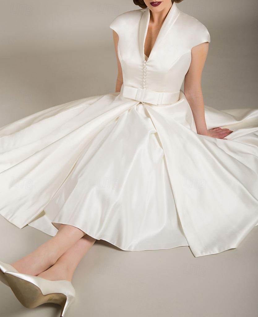A-Line Cocktail Dresses Vintage Dress Wedding Guest Graduation Knee Length  Short Sleeve V Neck Tulle with Bow(s) 2024 2026 - $133.99