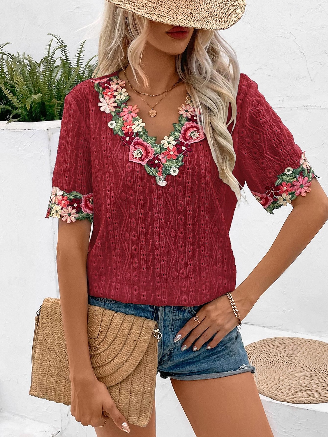 Blusas de Renda Elegantes Brancas Femininas Topos de Olho de Renda Floral Bordado Decote em V Manga Curta Branca Verão Casual ao Ar Livre Dia a Dia Romântico Petite Topos Verão Férias de 2025 por $27.99 –P5