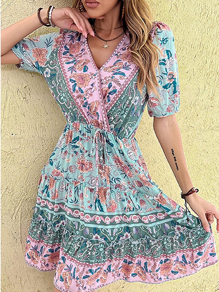 Femme Mini robe Robe casual Robe Trapèze Robe d'été robe boheme mode Ethnique Décontractées Vacances du quotidien Rendez-vous Standard Floral Manche Courte Col V Noir Rouge Bordeaux Vert Eté de 2025 ? $27.99 –P14