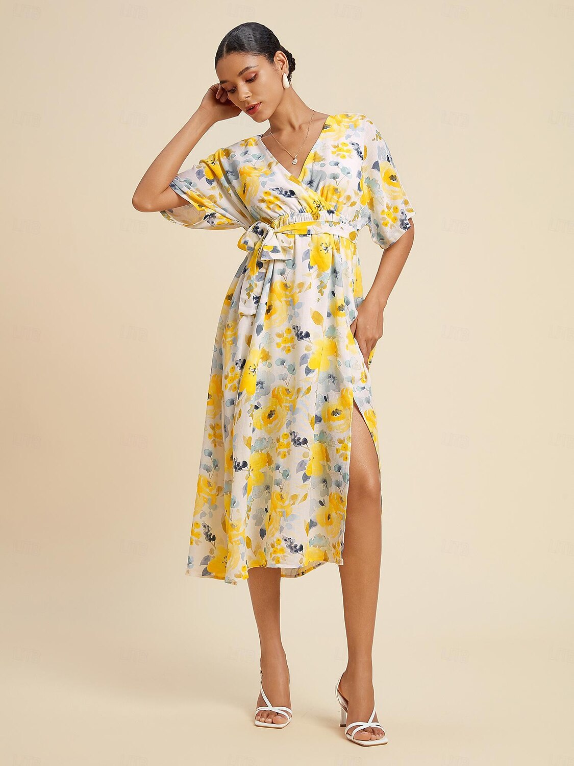 robe mi-longue fluide à imprimé floral de 2025 ? $82.99 –P7