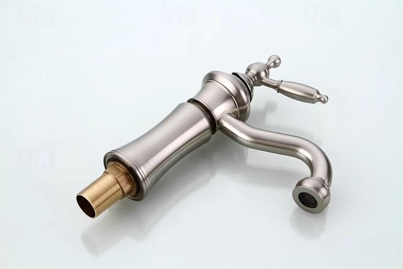 Torneira pia do banheiro - Cascata Galvanizar Conjunto Central Monocomando e Uma AberturaBath Taps de 2025 por $145.99 –P5