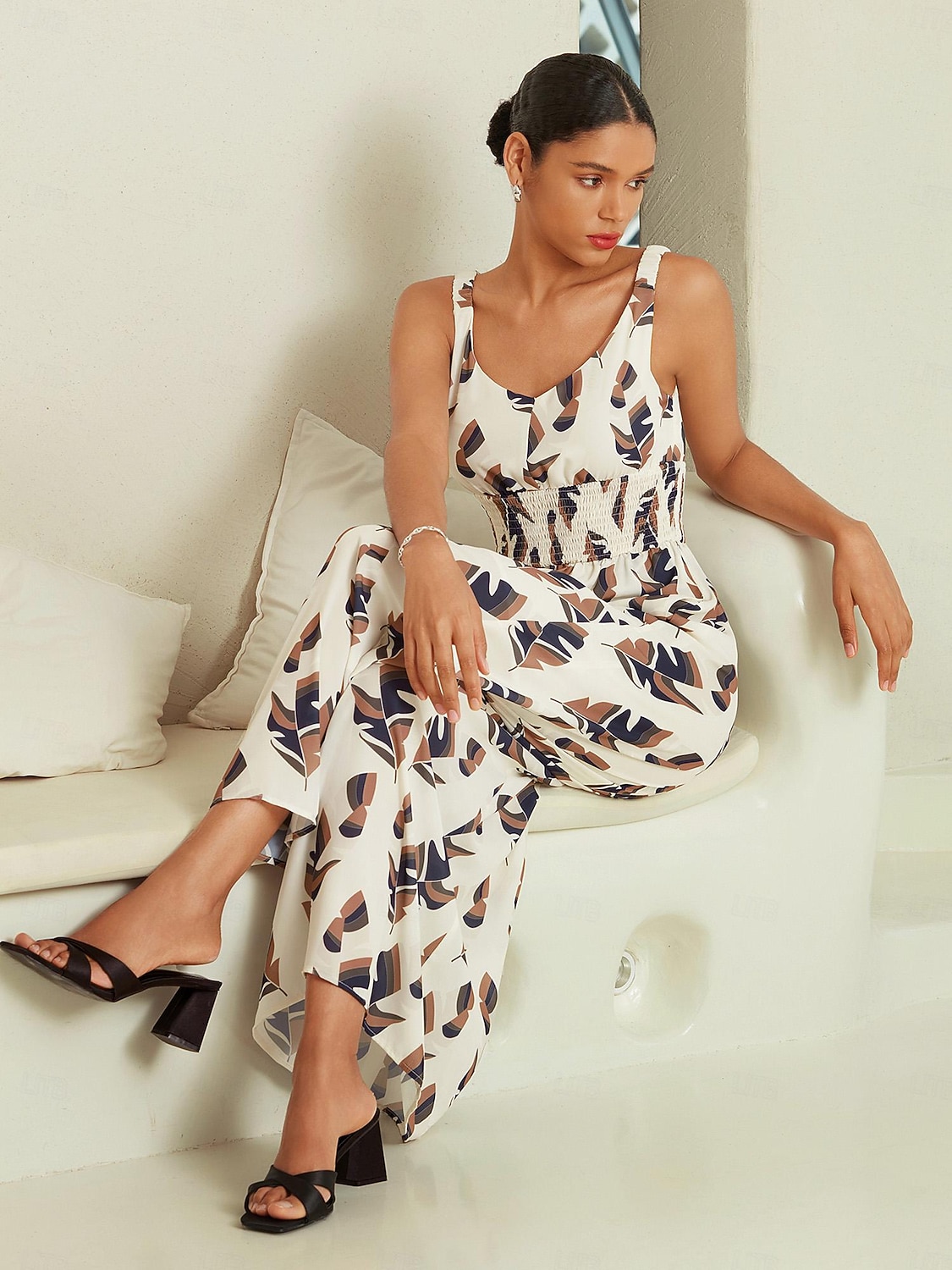 tuta in chiffon con scollo a V e vita smock del 2025 a $103.99 –P7