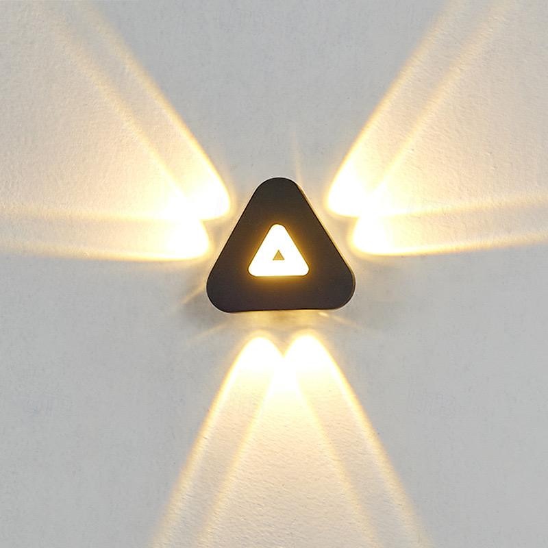 appliques murales extérieures à LED blanc chaud 20 cm 9 têtes contractées triangle moderne personnalité d'éclairage à trois côtés métal moderne adapté au mur de fond dans l'escalier de magasin de 2025 ? $58.99 –P2