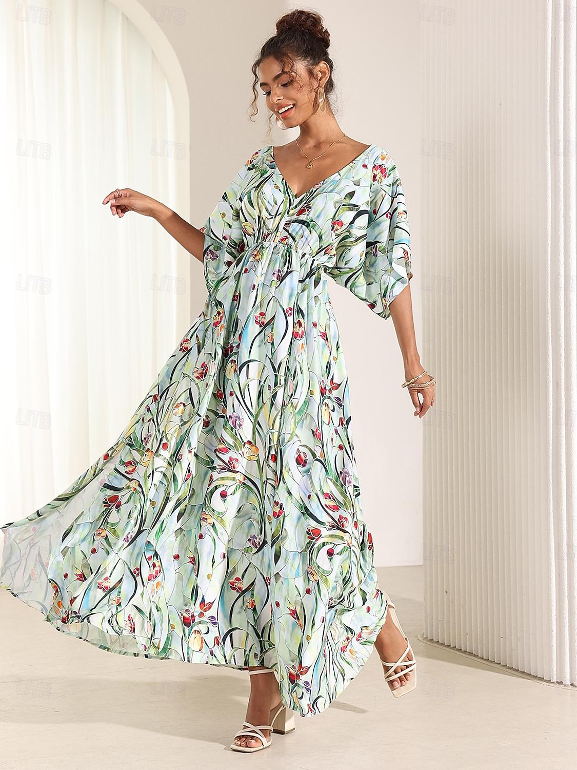 Femmes Robe Midi Robe évasée Robe trapèze Robe d'été Élégant Bohème Tropical Manche flottante Vacances Quotidien Date Coupe Ample Fleuri Manche Courte Col en V Bleu Vert Été de 2025 ? $49.99 –P1