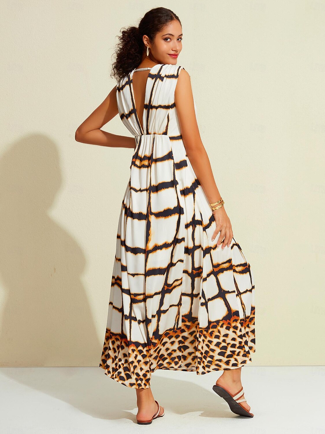 Satynowa sukienka maxi w panterkę ze skrzyżowanym przodem, bez rękawów 2025 - $114.99 –P3