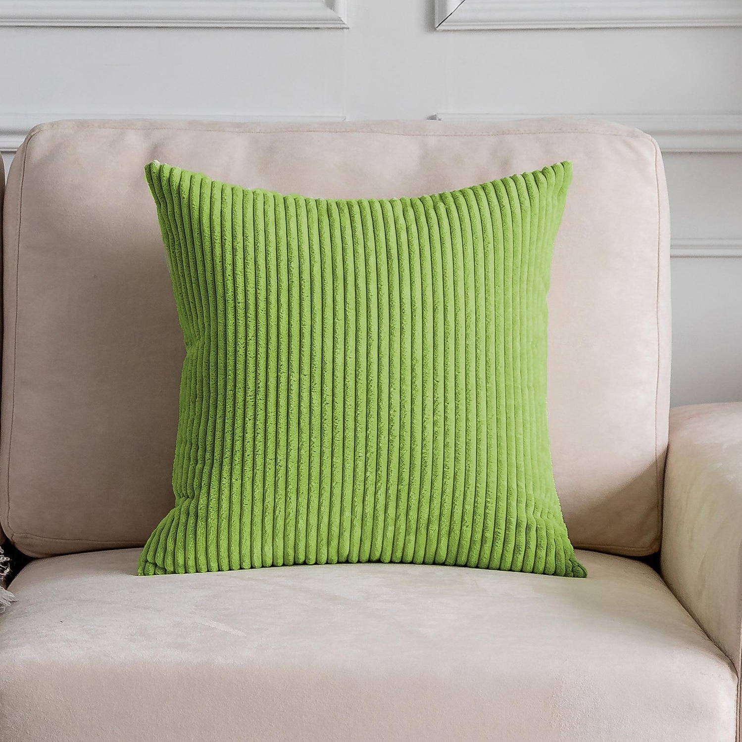 Housse d'oreiller nordique en velours côtelé, couleur unie, douce, sans noyau, pour le bureau, la maison, le salon, le canapé, vert, orange, rose, bleu de 2025 ? $18.99 –P12