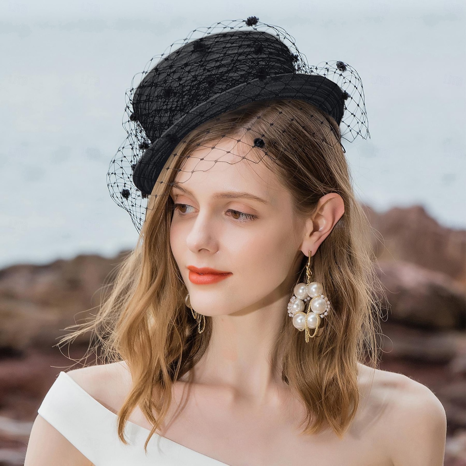 cappelli copricapo bombetta in fibra / cappello a cloche cappello a secchiello cappello di paglia da sposa tea party matrimonio elegante con copricapo in tulle copricapo del 2025 a $31.99 –P6