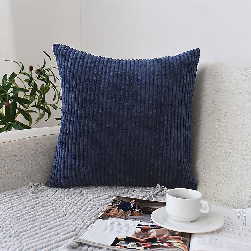 Housse d'oreiller nordique en velours côtelé, couleur unie, douce, sans noyau, pour le bureau, la maison, le salon, le canapé, vert, orange, rose, bleu de 2025 ? $18.99 –P8