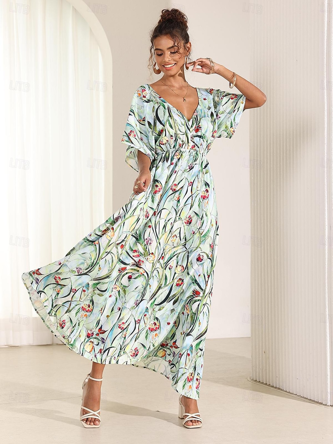 Femmes Robe Midi Robe évasée Robe trapèze Robe d'été Élégant Bohème Tropical Manche flottante Vacances Quotidien Date Coupe Ample Fleuri Manche Courte Col en V Bleu Vert Été de 2025 ? $49.99 –P4