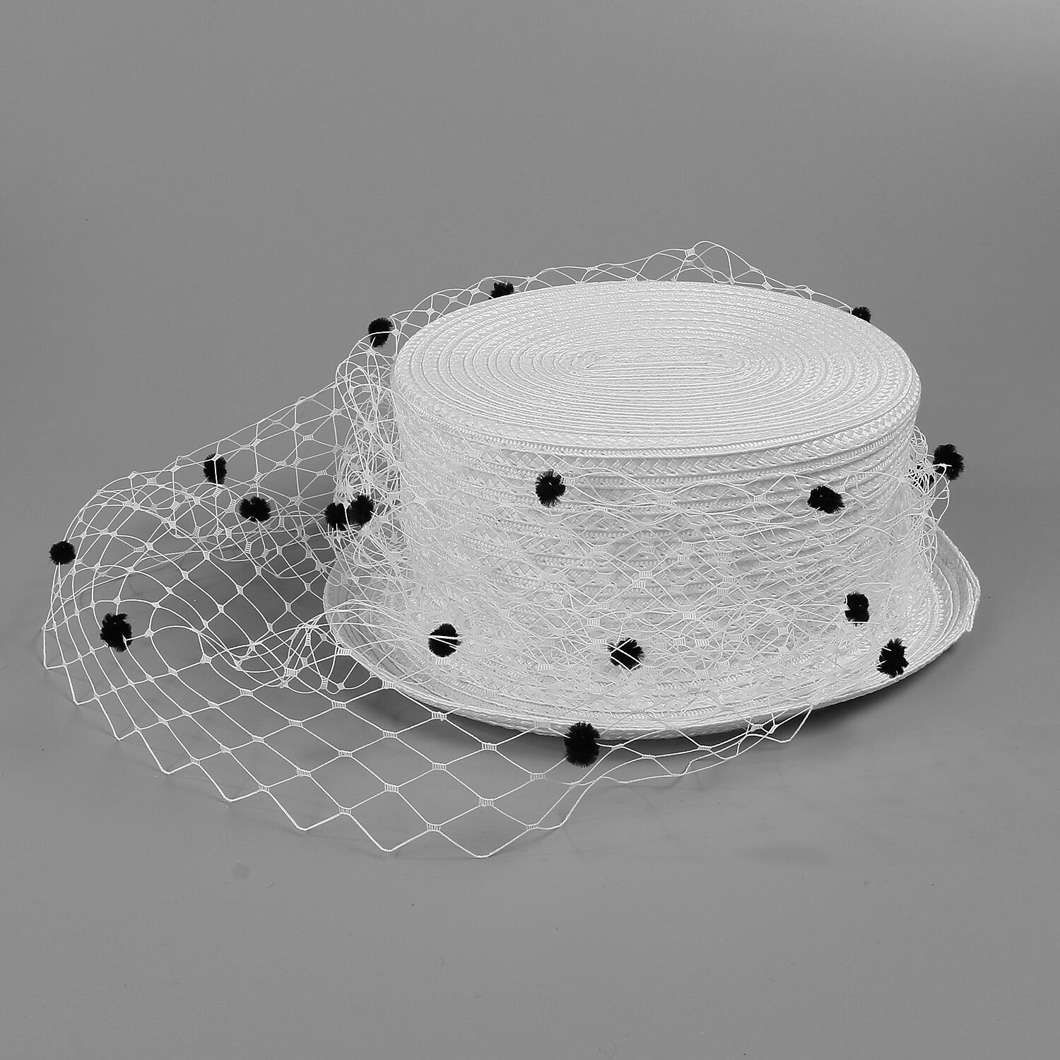 cappelli copricapo bombetta in fibra / cappello a cloche cappello a secchiello cappello di paglia da sposa tea party matrimonio elegante con copricapo in tulle copricapo del 2025 a $31.99 –P5