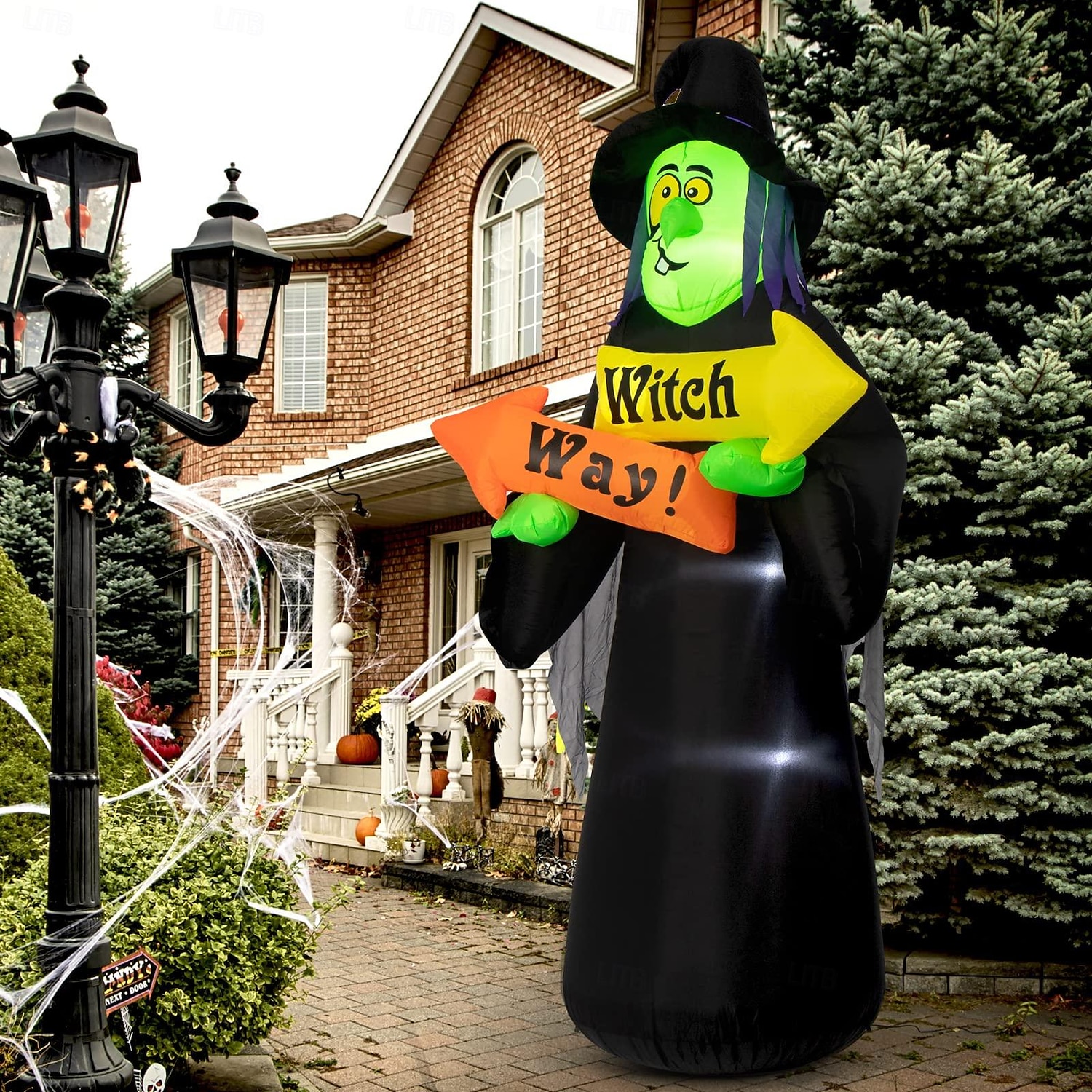 1db 8 láb felfújható halloween boszorkány táblákat tartva led lámpákkal, felfújható halloween dekorációkkal kültéren és beltéren, halloween felfújható udvari díszek 2025 - $94.99 –P6