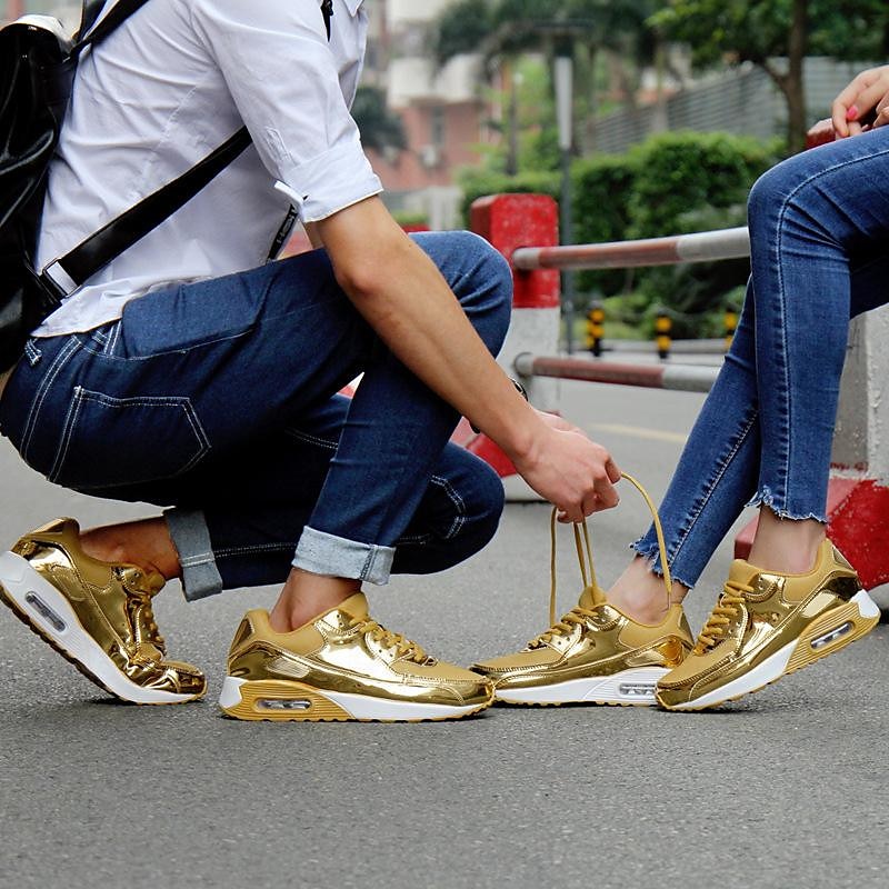 Zapatillas para correr metálicas doradas para mujer con suela de colchón de aire para deportes y moda. 2025 - $29.99 -P2