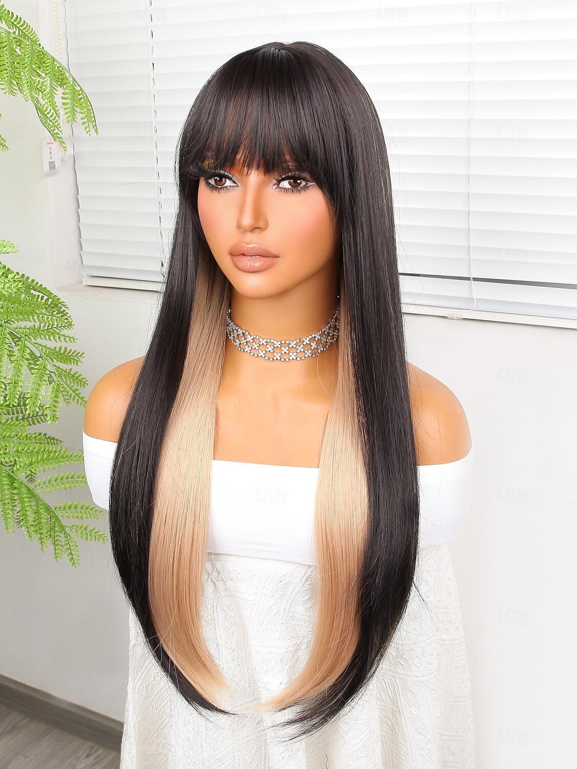 Perruque Synthétique Yaki Droite Coupe Droite Perruque 24 pouces Noir et Or Cheveux Synthétiques Femme Noir / Blond de 2025 ? $18.99 –P3