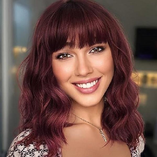 Ombre Braune Perücke mit Pony für Frauen Schulterlange Bob Wellig Charmante Synthetische Perücken mit Natürlich Lockigem Hitzebeständigem Haar Halloween Perücken 2025 - $18.49 –P2