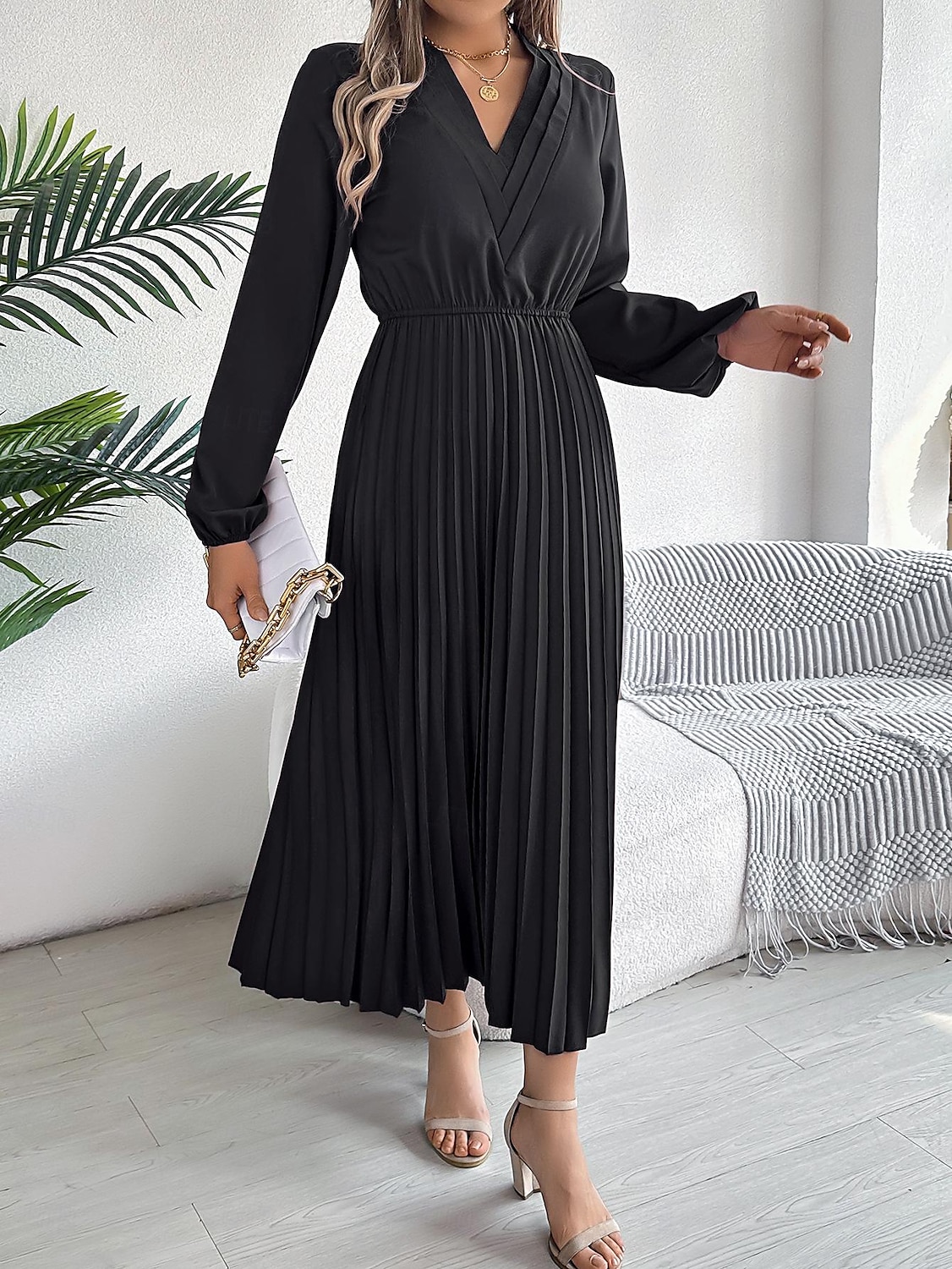 Per donna Abito da lavoro Abito linea A Di tendenza Ufficio Moda da lavoro Rimborsate Abito lungo Abito lungo A pieghe A V Manica lunga Liscio Standard Nero Vino Marrone Primavera Autunno S M L XL del 2025 a $39.99 –P8
