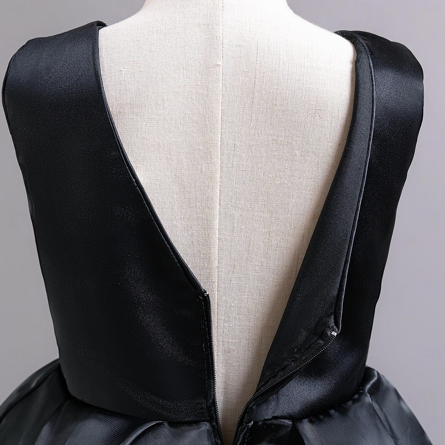 Děti Dívčí Šaty na párty Pevná barva Flitry Puntíky Bez rukávů Svatební Vánoční Večírek Elegantní Princeznovské Polyester Maxi Flitrové šaty Šaty na párty Tylové šaty Léto Jaro Podzim 4-12 let Čern 2025 - $50.99 –P4