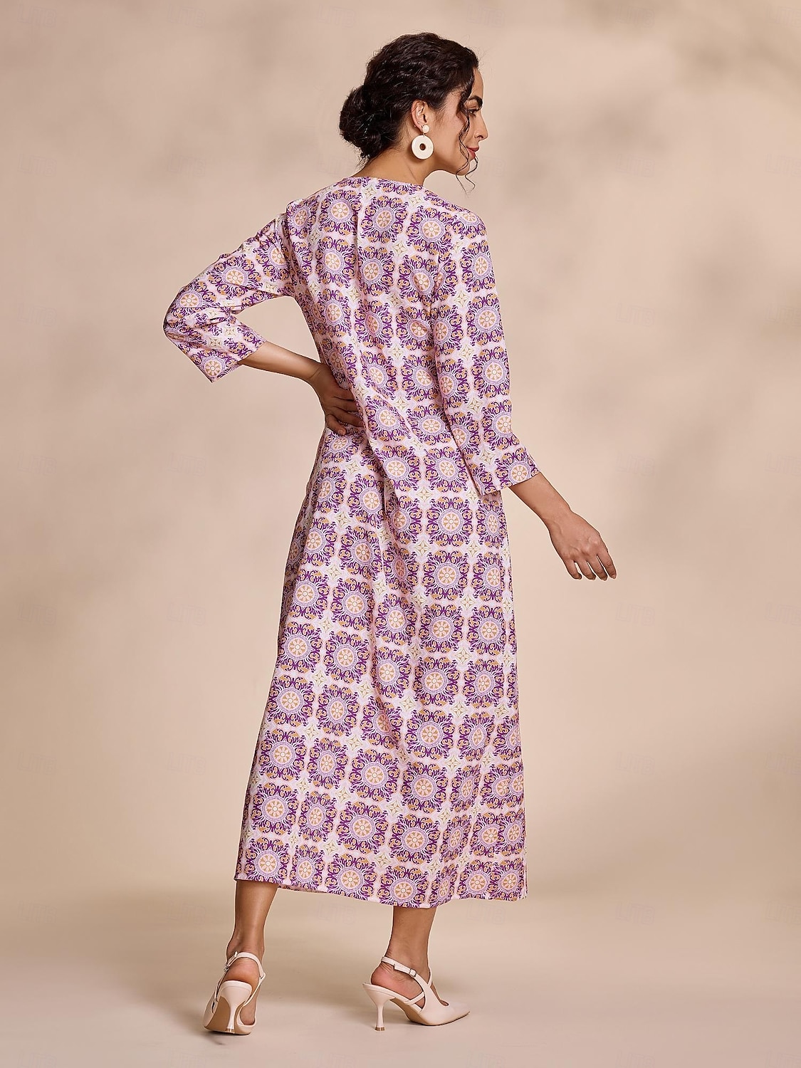 robe longue ethnique à col cranté et fleurs de 2025 ? $52.99 –P2