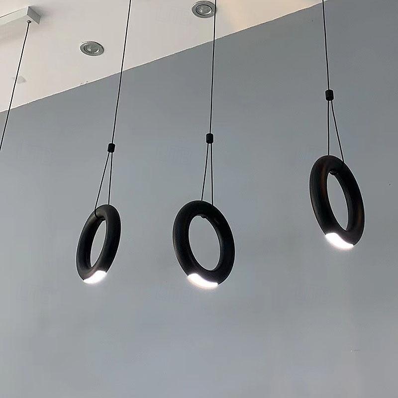 Lampe suspendue en métal à 1 lumière, luminaire décoratif d'intérieur, idéal pour un balcon, un salon, une chambre à coucher ou une salle à manger, pendentif LED de 2025 ? $109.99 –P8
