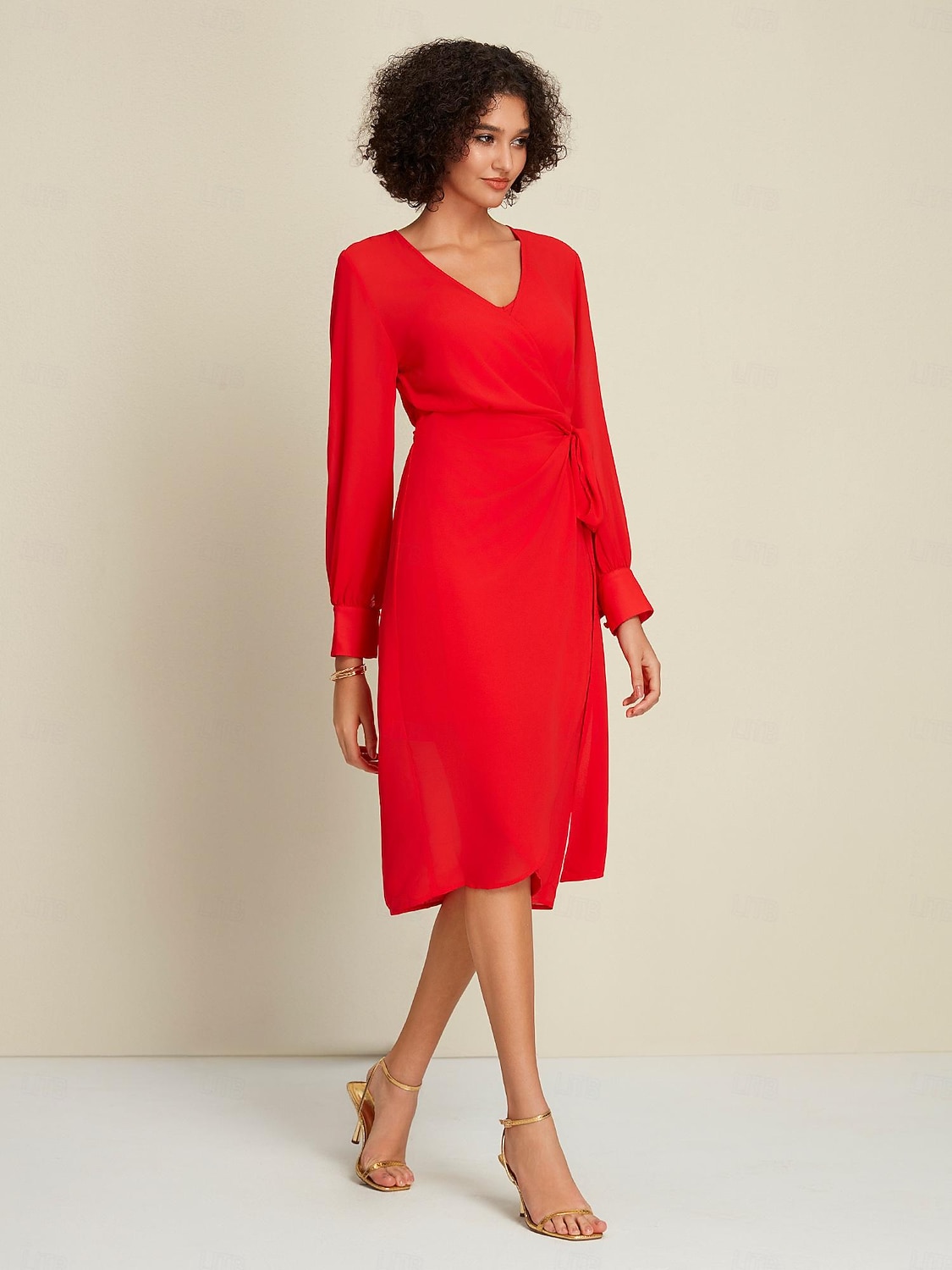 فستان شيفون أحمر سادة لحفلات الزفاف/حفلات الضيوف برباط أمامي ملفوف بأكمام طويلة طقم فستان لإبهار 2024 2025 - $97.99 –P3