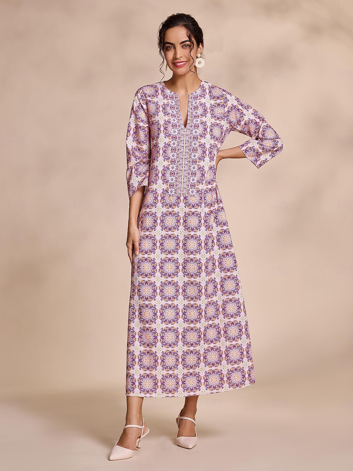 robe longue ethnique à col cranté et fleurs de 2025 ? $52.99 –P7