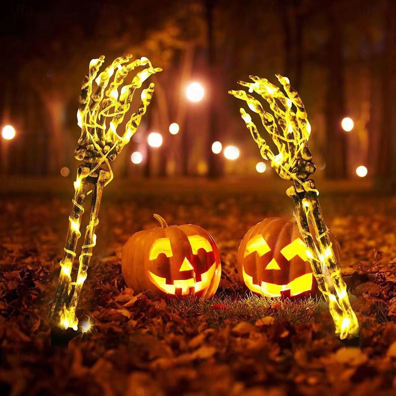2 Stück Halloween-Skeletthand-Gartenlampe, Arme, Handpfähle, realistisch aussehende Halloween-Rasen-Gartendekor-Lichtrequisiten, LED-leuchtende Geisterhand in Totenkopfform, Plug-in-Lampe 2025 - $27.99 –P9