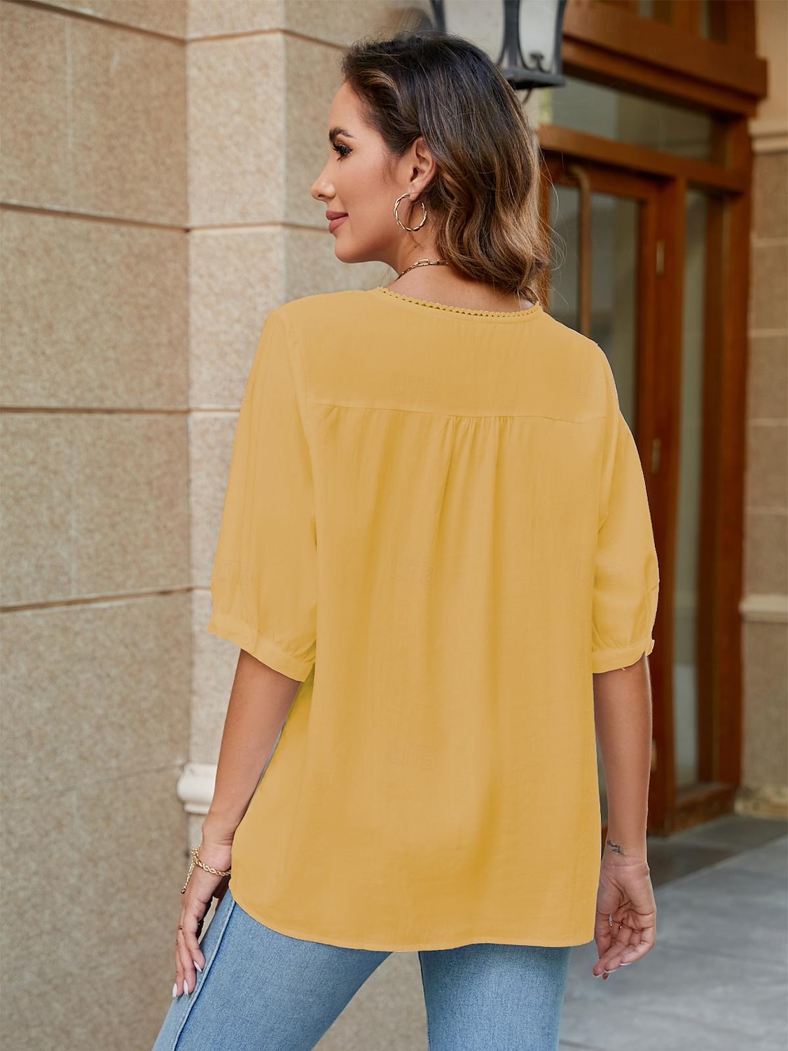 Femmes Chemise Chemises inspirées du lin Couleur Unie Fleuri Occasionnel Boho Manche 3/4 Manches au coude Col ras du cou Hauts Réguliers Vacances Soirée Quotidien Broderie Blanche Jaune Kaki Automne de 2025 ? $32.99 –P14