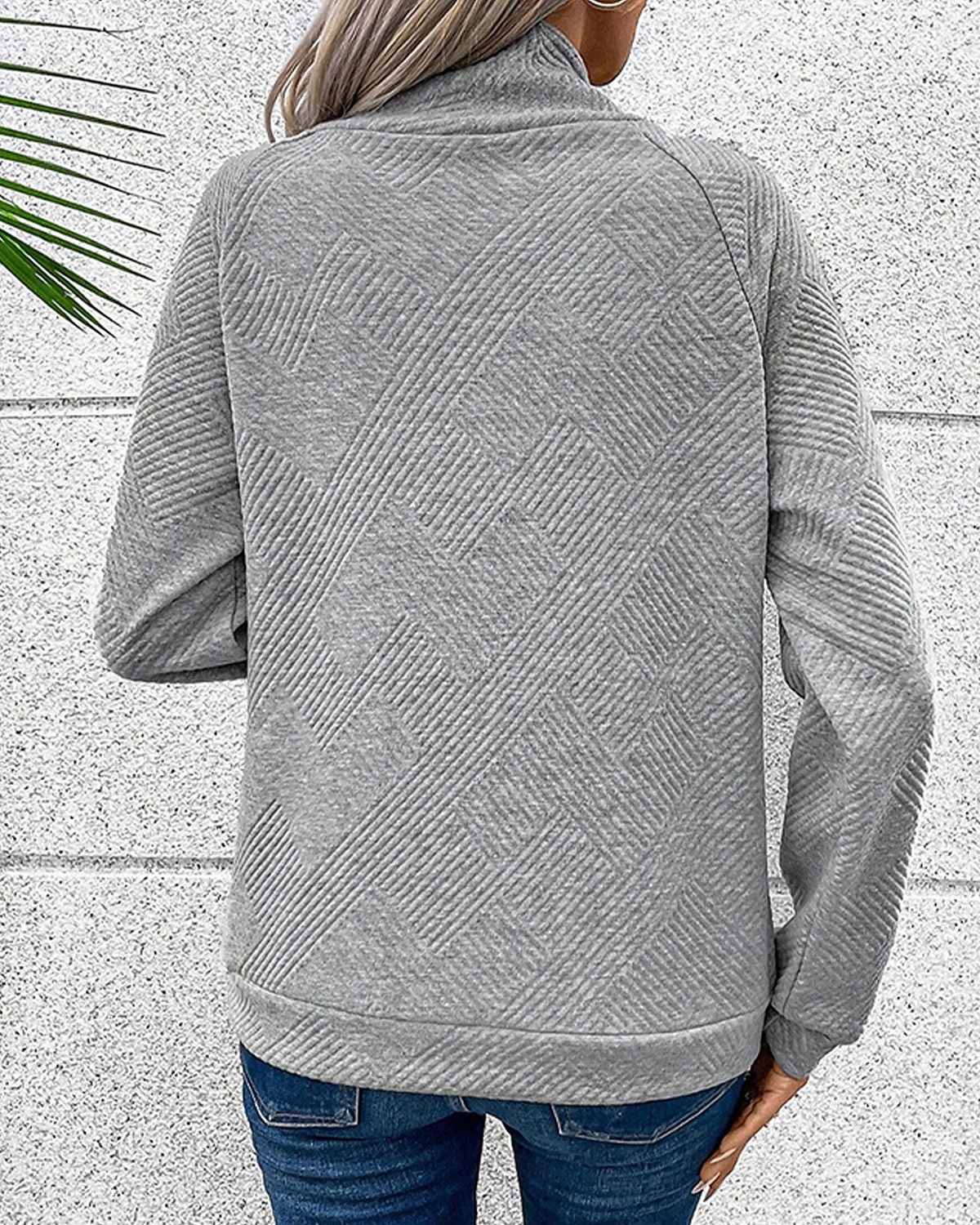 designergenser for kvinner mote moderne ensfarget jobb med turtleneck knapper løs passform langermet svart beige grå høst vinter 2025 - $35.99 –P2