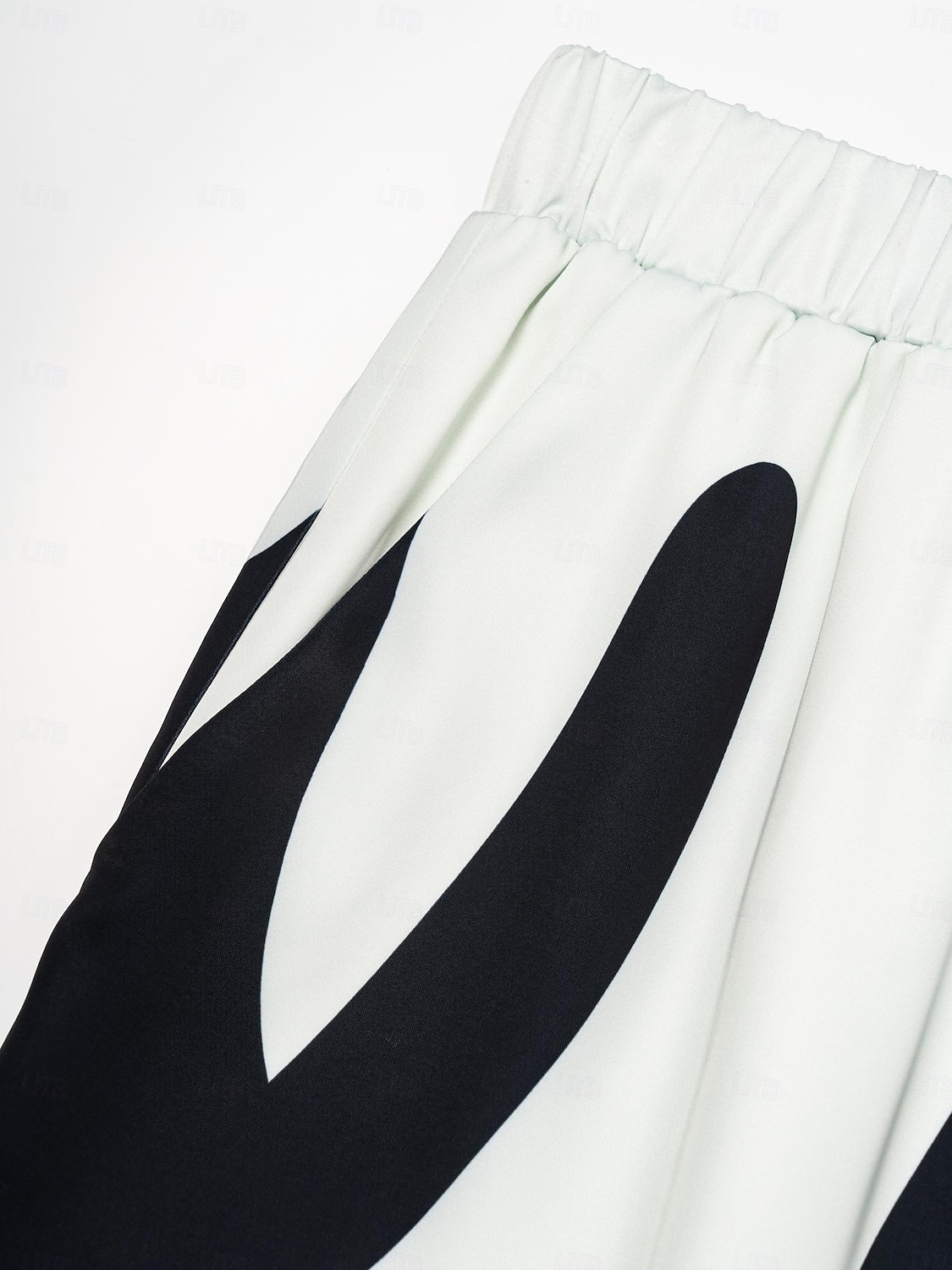pantaloni da donna neri in raso gamba larga neutri casual quotidiani primavera autunno stagioni incrociate del 2025 a $72.99 –P9