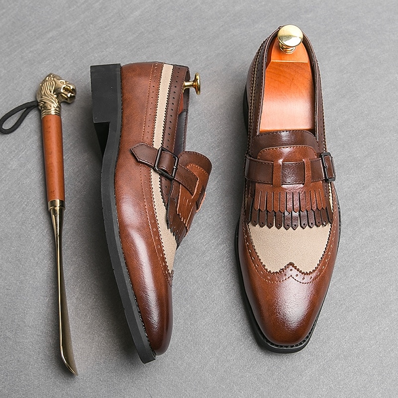 mocassini da uomo retrò in similpelle - classico design brogue con fibbia e dettaglio frangia, calzature versatili ed eleganti del 2025 a $54.99 –P9