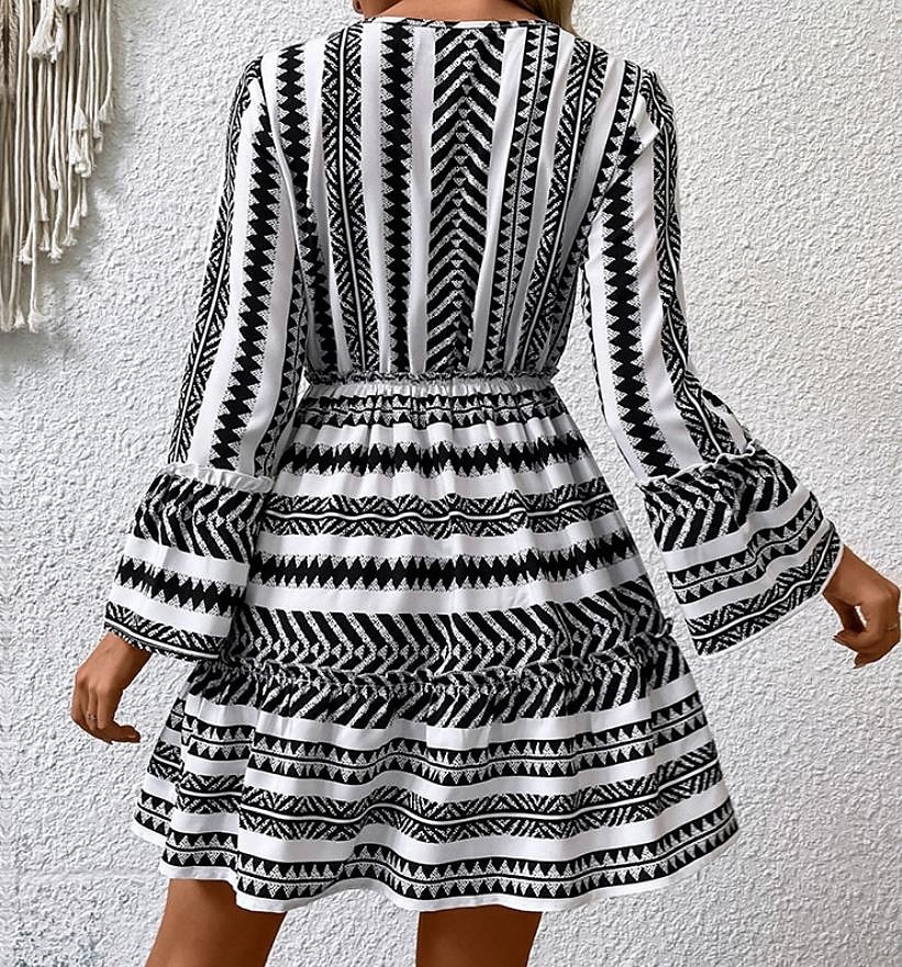 abito midi da donna con stampa geometrica e scollo a V, manica a 3/4, primavera autunno del 2025 a $39.99 –P4