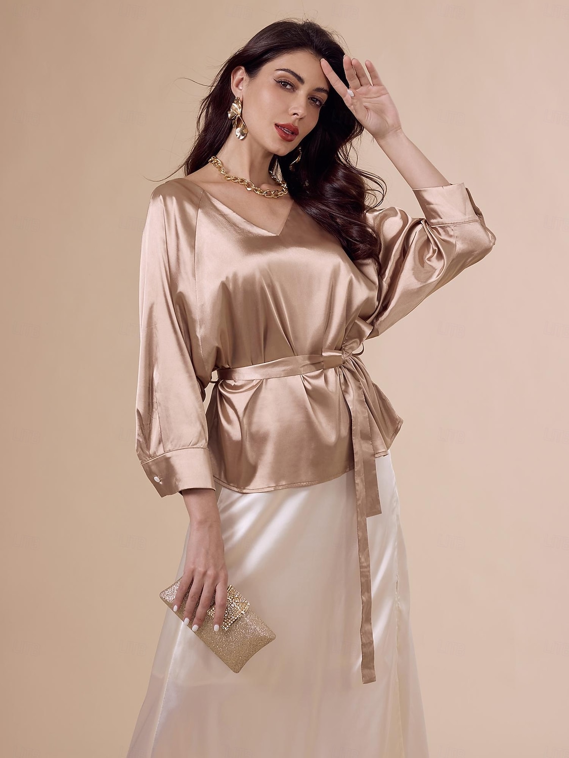 blusa elegante decote em v com cinto dourado de cetim de 2025 por $61.99 –P5