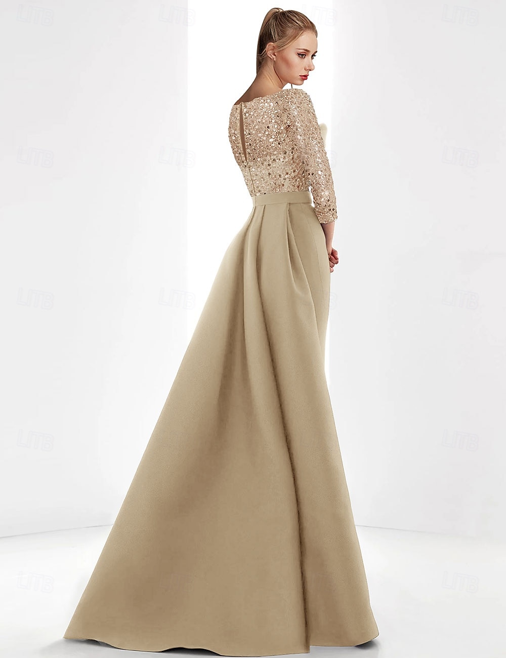 Sheath Abendkleid Elegantes Kleid Formell Sweep  Brush Zug Lange Ärmel Illusion Hals Champagner Mutter der Braut Kleid Satin mit Perlen Maskerade Kleid 2025 - $175.99 –P2