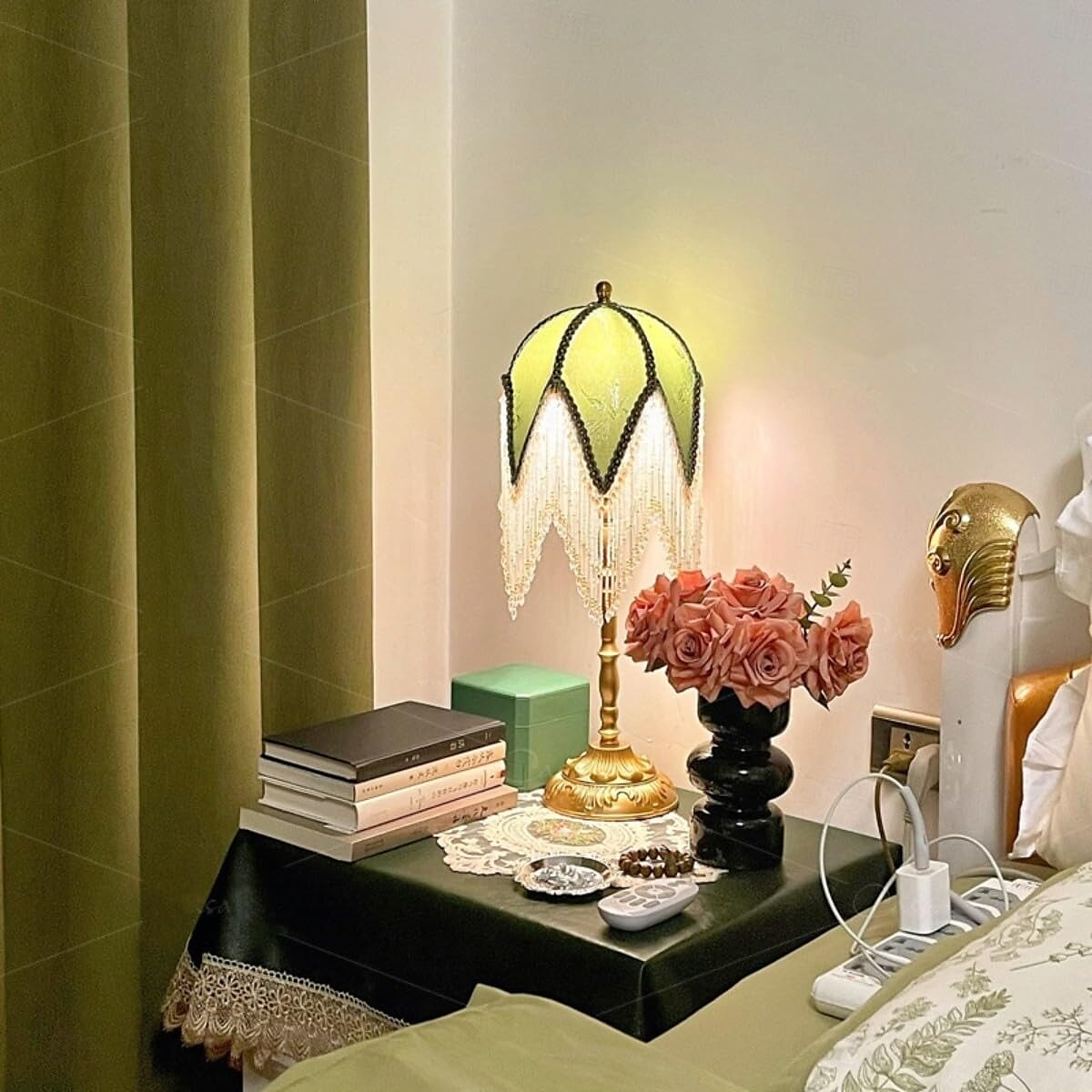 LED Table Lamp 3-Color Light Source Tassel Retro Fabric Bedside Lamp Premium Classic Victorian Style Nightstand Lamp with Beaded Fringe Trim for Bedroom Study 110-240V 2025 - $220.79 –P8