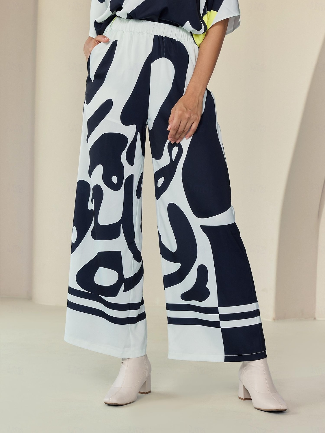 pantaloni da donna neri in raso gamba larga neutri casual quotidiani primavera autunno stagioni incrociate del 2025 a $72.99 –P1