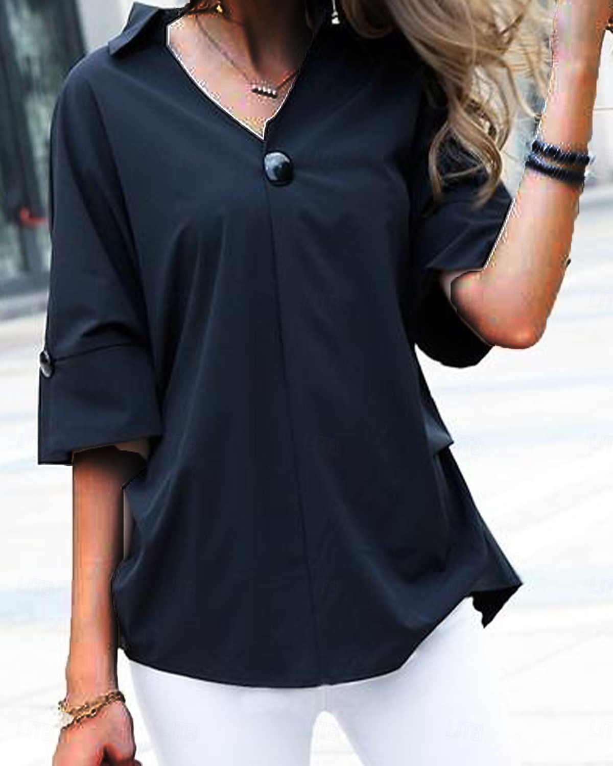 Damen Bluse stylisch modern Halbarm Hemdkragen Arbeit schwarz weiß blau Frühling Herbst 2025 - $39.99 –P1