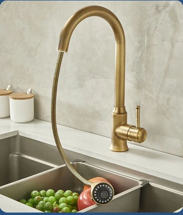 2026年 水栓 - シングルハンドルつの穴 電気メッキ プルアウト / プルダウン センターセット レトリ／ヴィンテージ Kitchen Taps  コレクション – $129.99 –P3