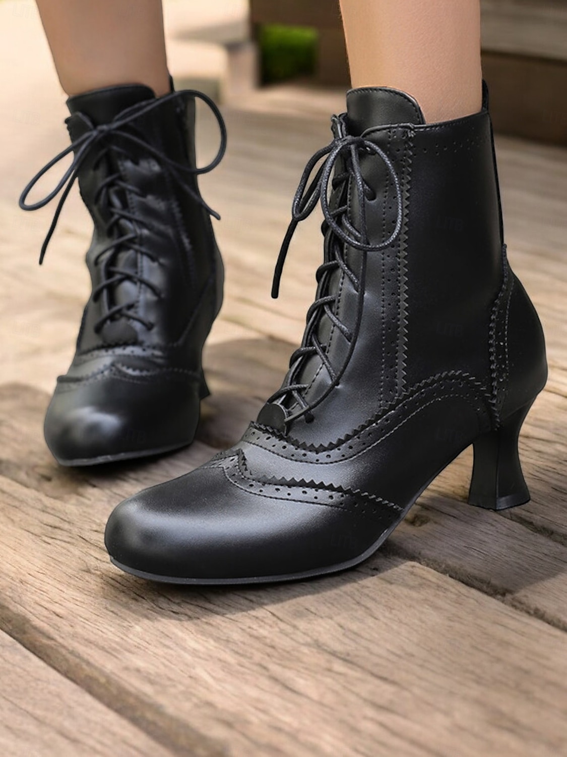stivaletti allacciati in finta pelle in stile vittoriano da donna - calzature eleganti per eventi a tema vintage e per l'uso quotidiano del 2026 a $54.99 –P4