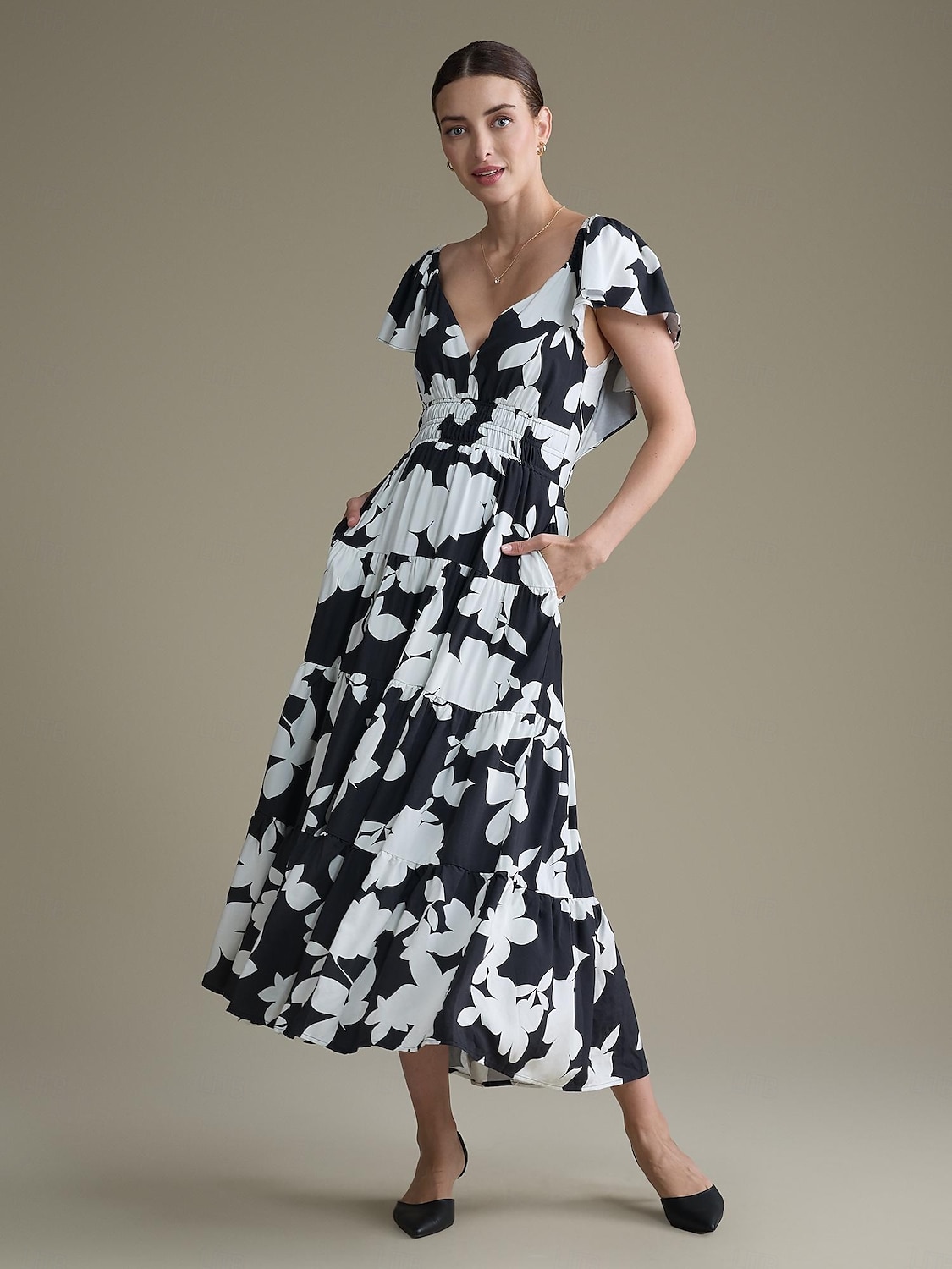 Geblümtes Kleid aus Tencel-Mischung mit elastischem Bund und V-Ausschnitt 2025 - $103.99 –P1