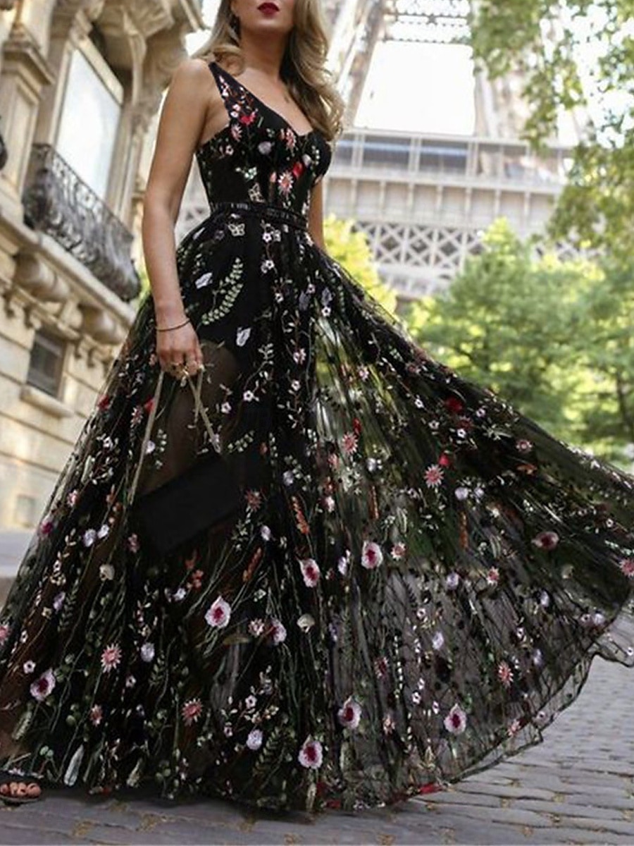 Női Sifon ruhák Maxiruha Nyitott hátú Hímzett Parti Esküvői vendég Koktélparty Elegáns Utcai sikk V-alakú Ujjatlan Fekete Szín 2025 - NZ $123.19 –P3