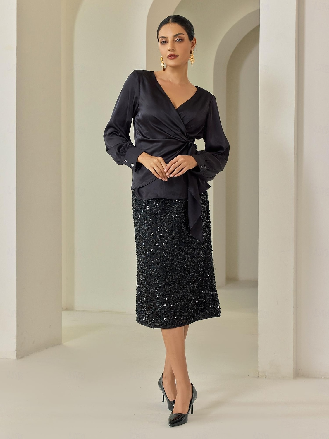 camicetta elegante nera con scollo a V e maniche a lanterna in raso per festa formale del 2025 a $4.99 –P6