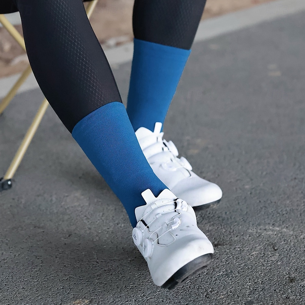 Calcetines deportivos reflectantes para ciclismo Wosawe, calcetines deportivos de ciclismo de carretera hasta la mitad de la pantorrilla, modelos para hombres y mujeres, calcetines de ciclismo de ocio 2025 - $15.49 –P3