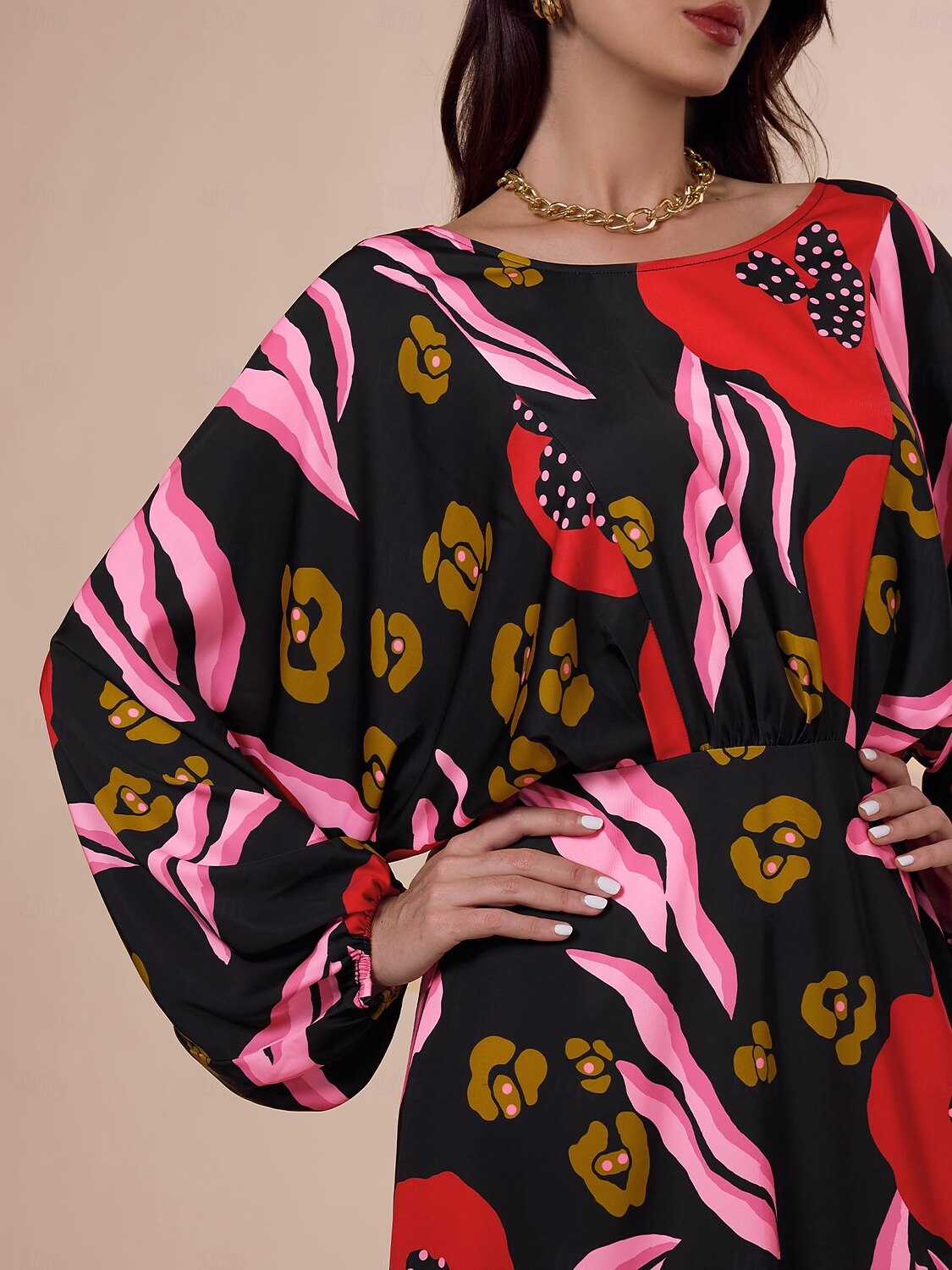 raglan sleeve satin dress Satin Button Detail Raglan Sleeves A-Line Maxi Dress Styli : Evening Dresses : VogaCloset Oman